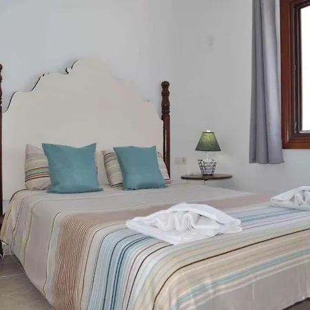 3 Bedroom - Playa Blanca Villa
