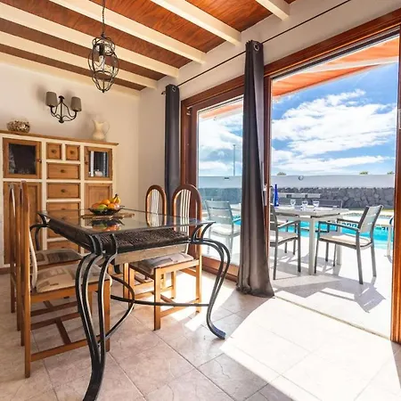 Villa 3 Bedroom - Playa Blanca *